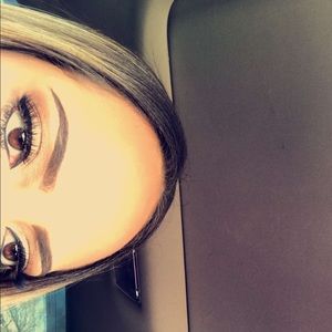 Meet your Posher, Brianna